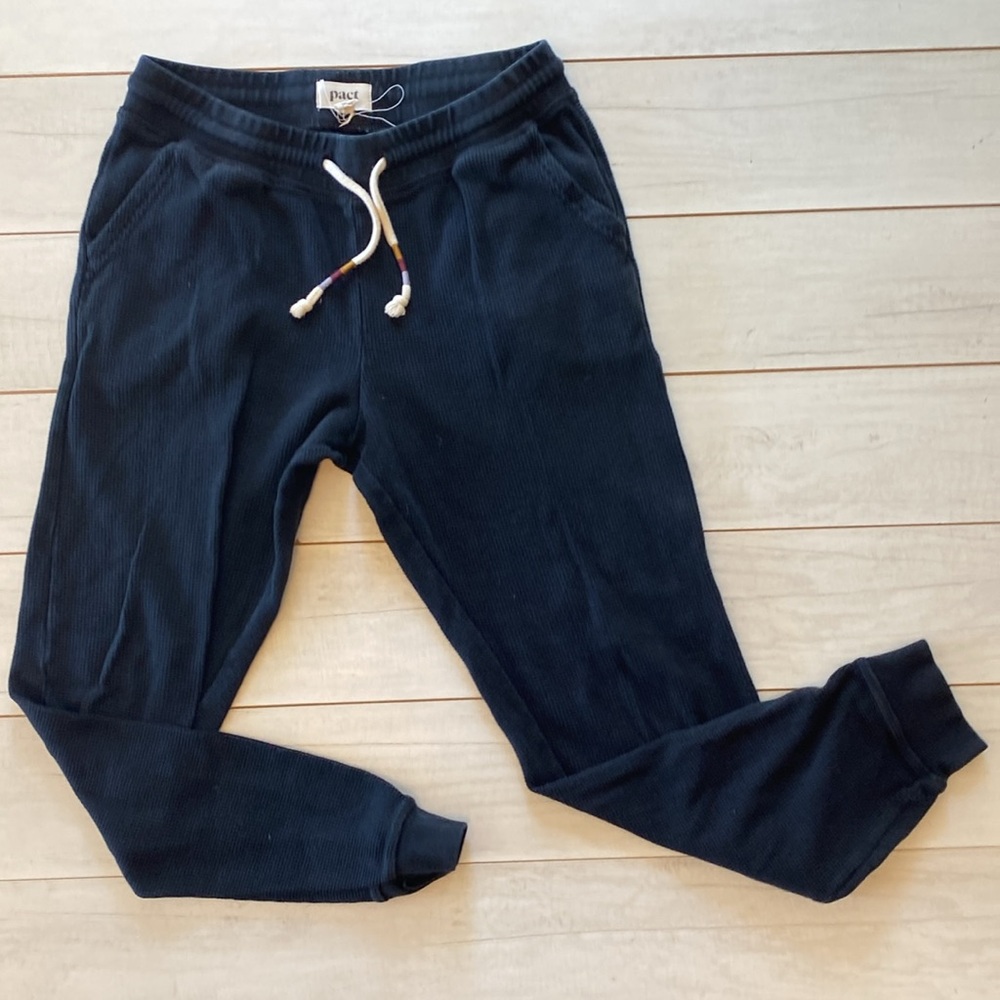 Pact joggers size S